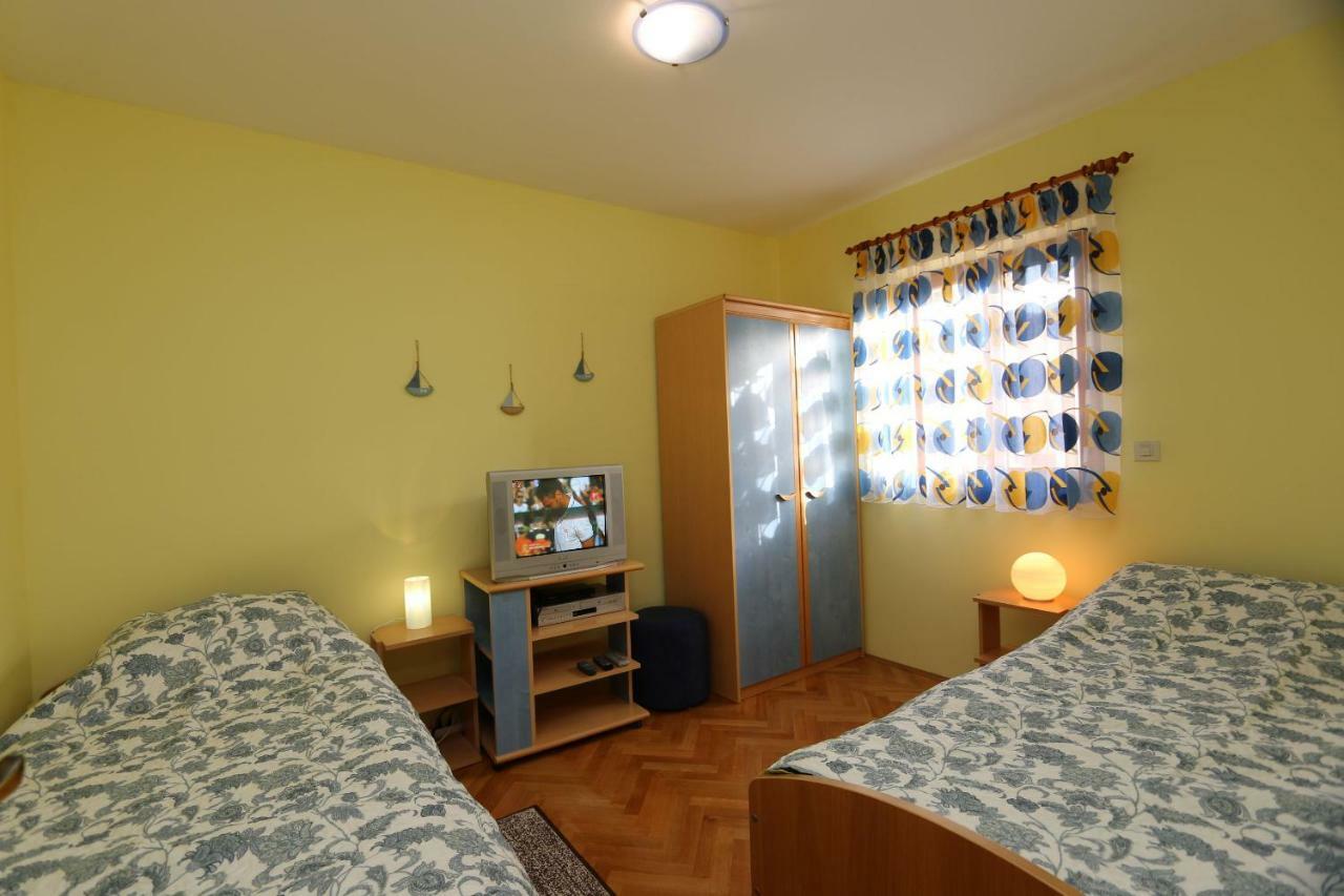 Apartment Dina ชิโล ภายนอก รูปภาพ